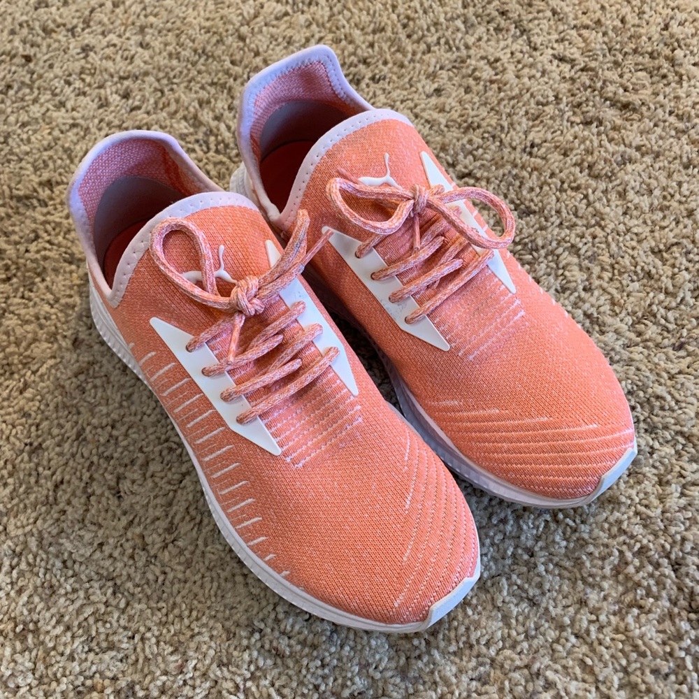 New Pink & White Puma Athletic Shoes Sneakers 8.5